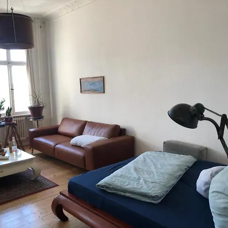 Heller Grosser Jugendstil Altbau In Tempelhof Homestay szállás Berlin